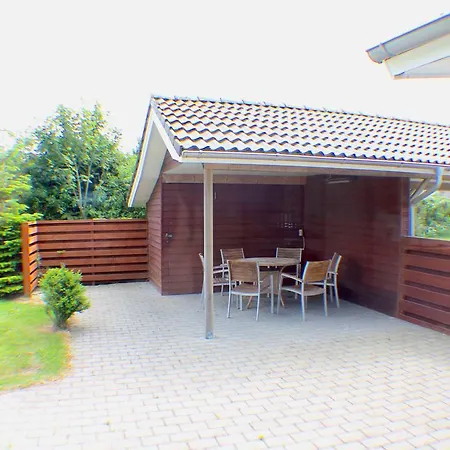 בית נופש Hennebysvej Holiday House *